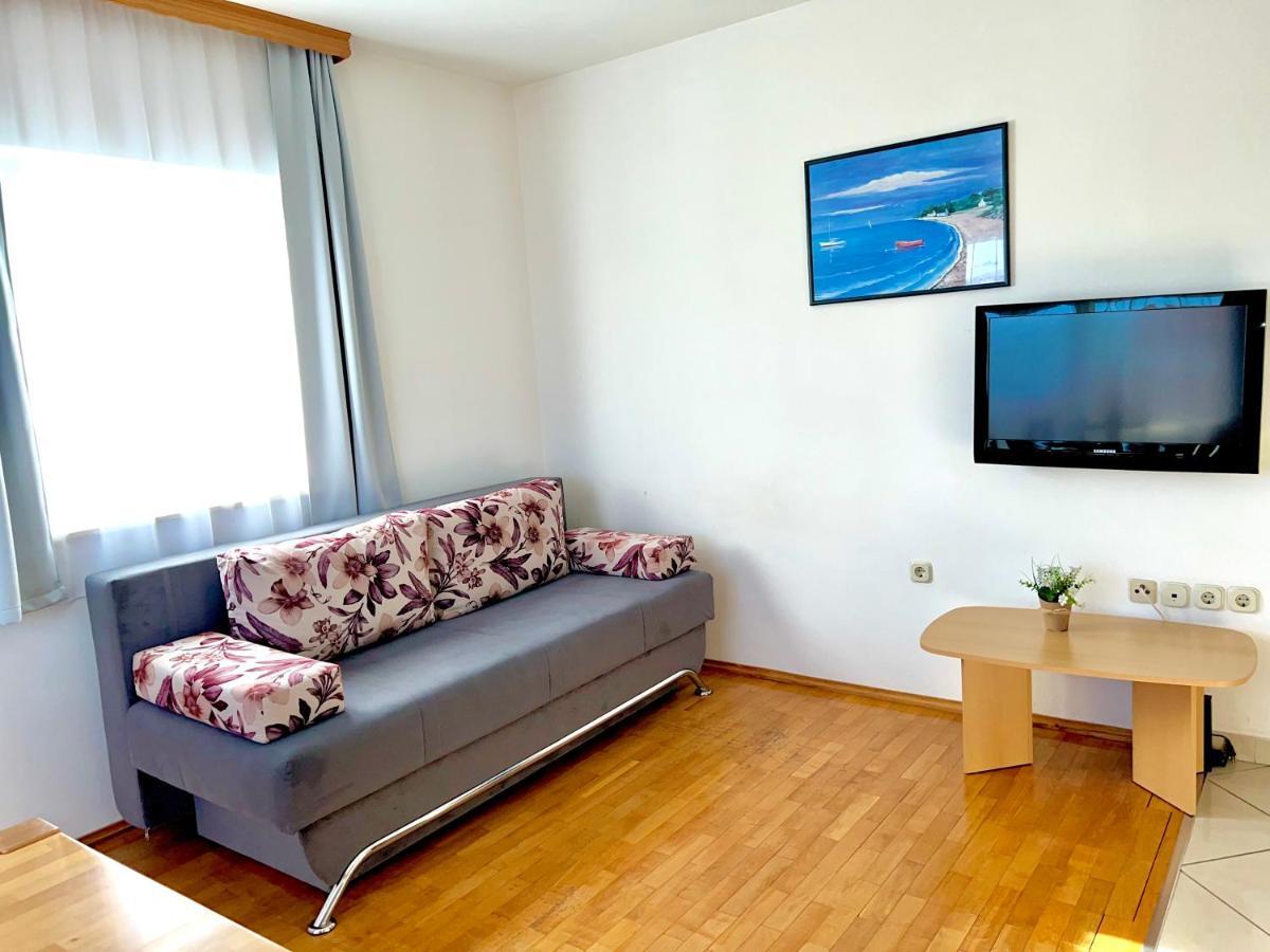 Vespera Apartments Bol Exterior foto